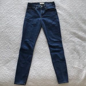 Gap 1969 True Skinny Dark Wash Jeans in 28L
